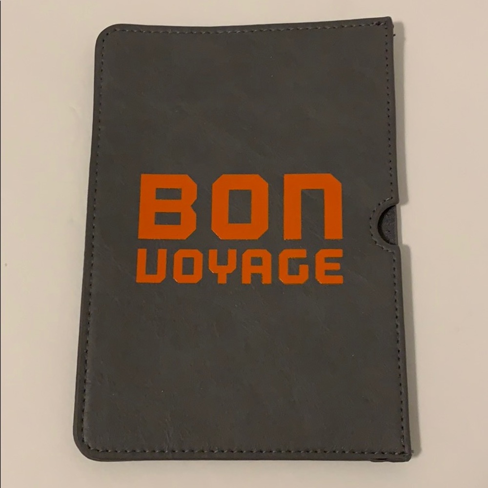 “BON VOYAGE” Travel Pouch